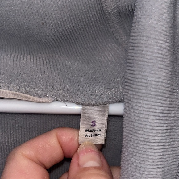 Athleta terricloth like interior heather grey cowl neck / hoodie size small - Picture 5 of 11